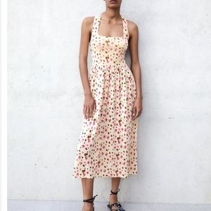 Zara women’s floral jacquard knit midi dress